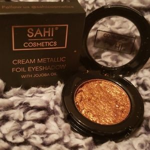 SAHI COSMETICS cream metallic foil eyeshadow